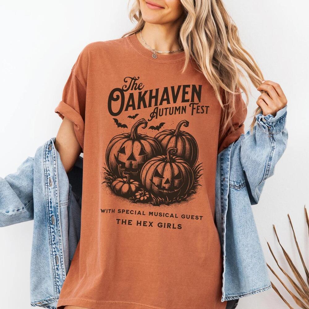 Oakhaven Autumn Fest Tee Retro Cartoon Halloween Movie T-Shirt, 90S Nostalgia